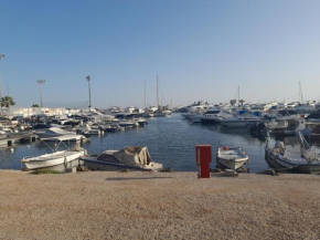 Glifada center marina